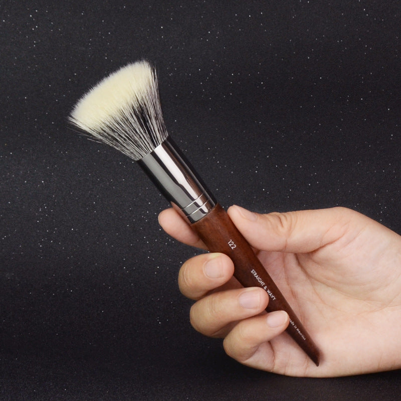 Essential Makeup Brush Collection