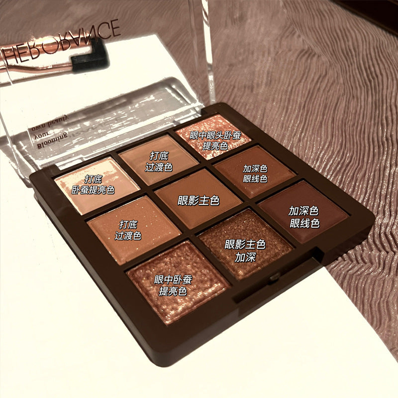 Chocolate eyeshadow palette earth-toned matte pearlescent fine glitter natural contouring brightening three-dimensional nine-color eyeshadow comprehensive palette