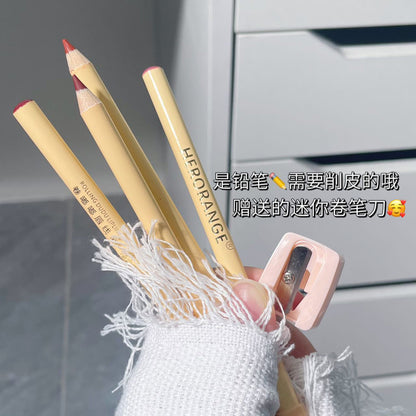 Velvet Matte Lip Liner