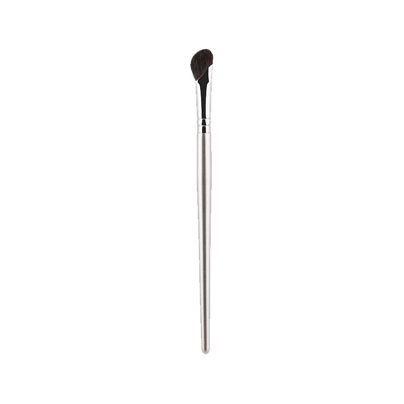 Angled Nose Contour Brush